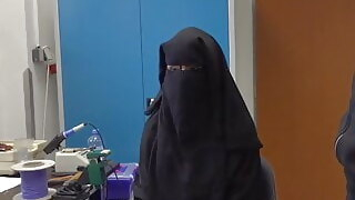 amateur Muslim darling gets rod in her cunt blowjob hardcore